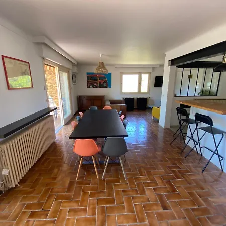 Maison Familiale Avec Piscine